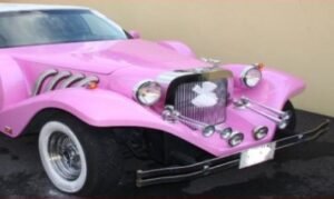 Pink EXCALIBUR LIMO HIRE