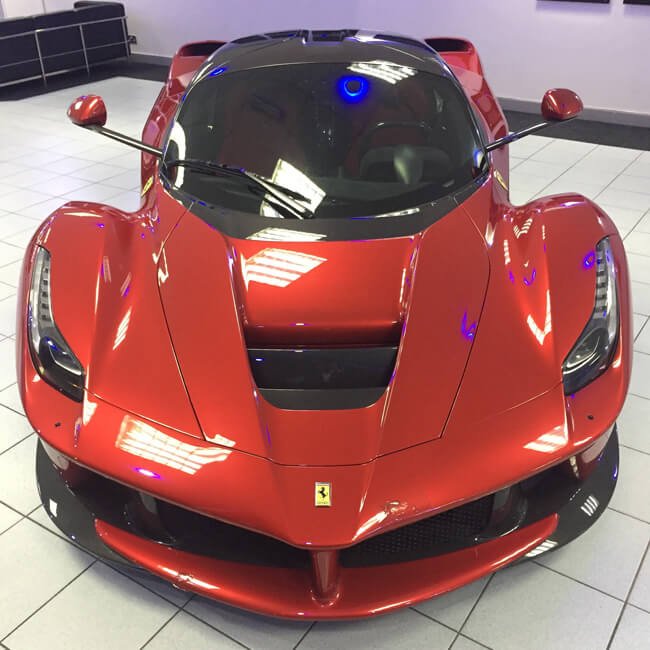 LA FERRARI